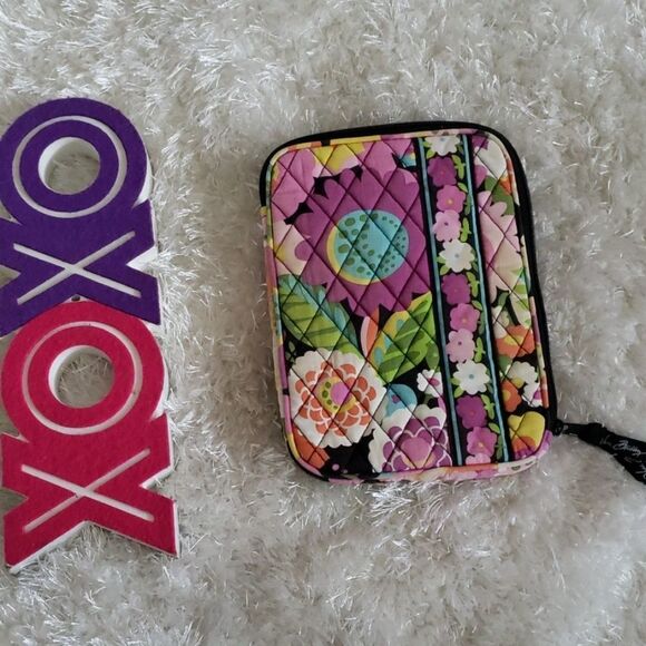 VERA BRADLEY quilted floral kindle/ipad/nook tablet  case - Picture 4 of 4